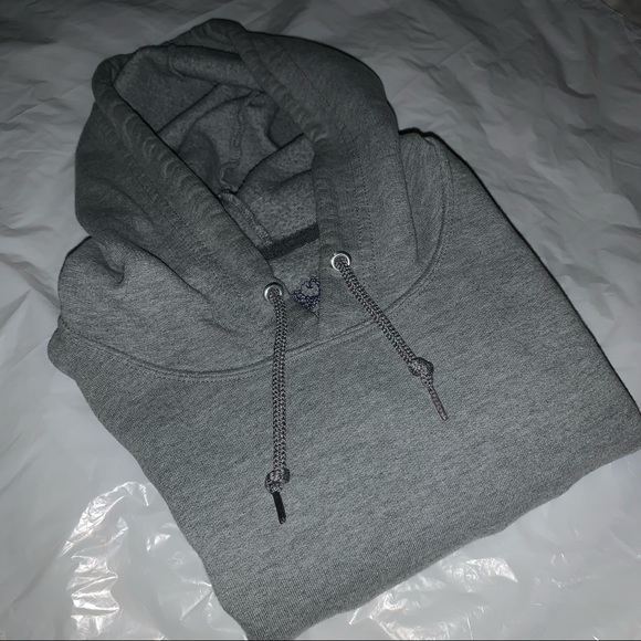 Fruit of the Loom Other - Gray Fruit of the Loom Sweatshirt Hoodie